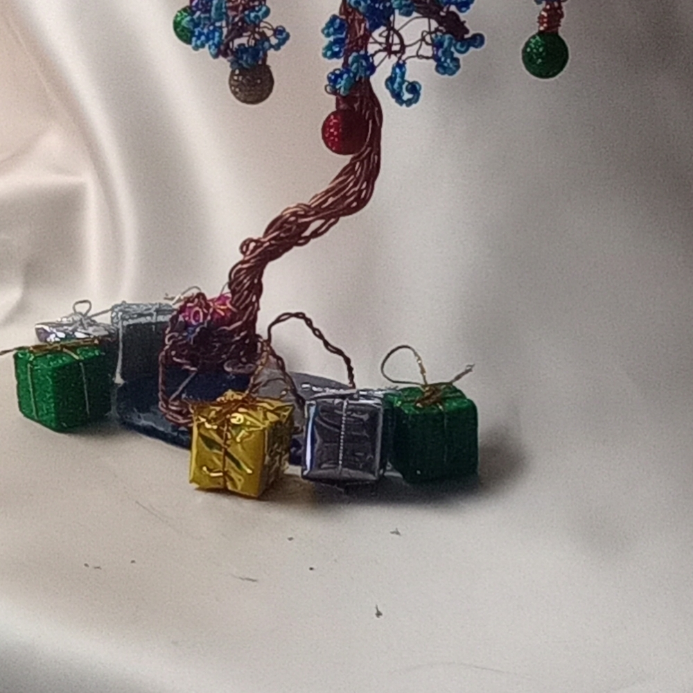 Giftable Hand Crafted Copper Wire Blue Jungle Tree - Picture 3 of 5
